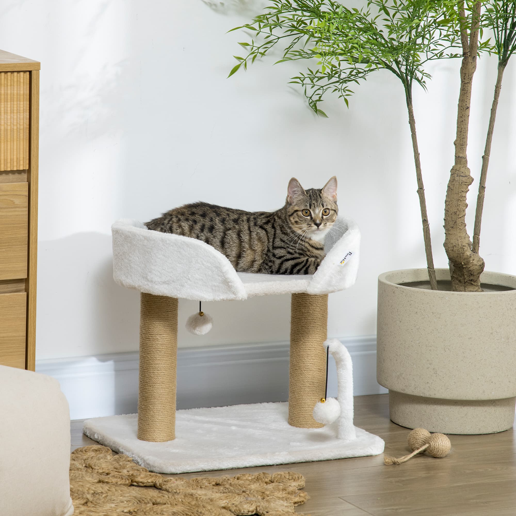 42cm Indoor Cat Tree,with Toy Balls,Jute Scratching Post-White